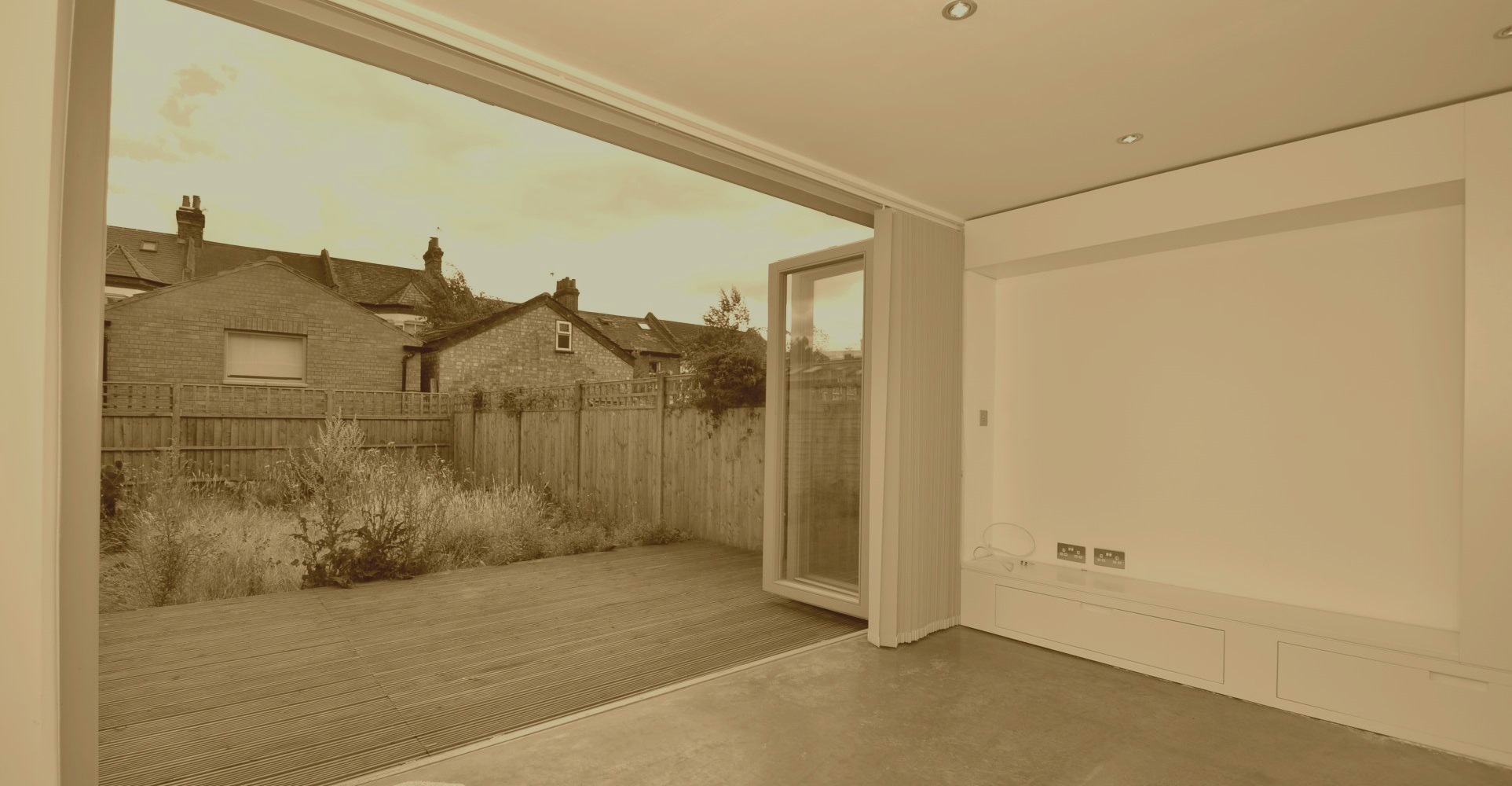 Slider, Glaziers in Acton, W3